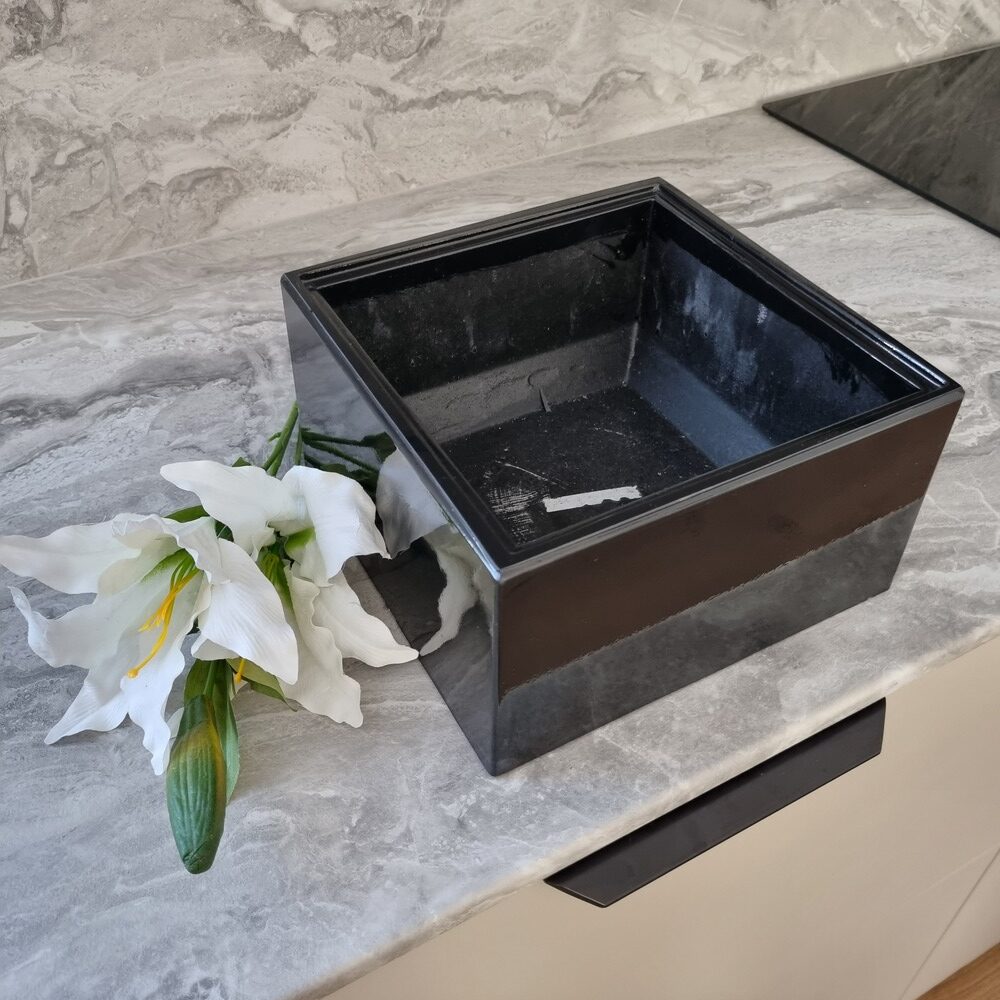 akmens masės vazonas