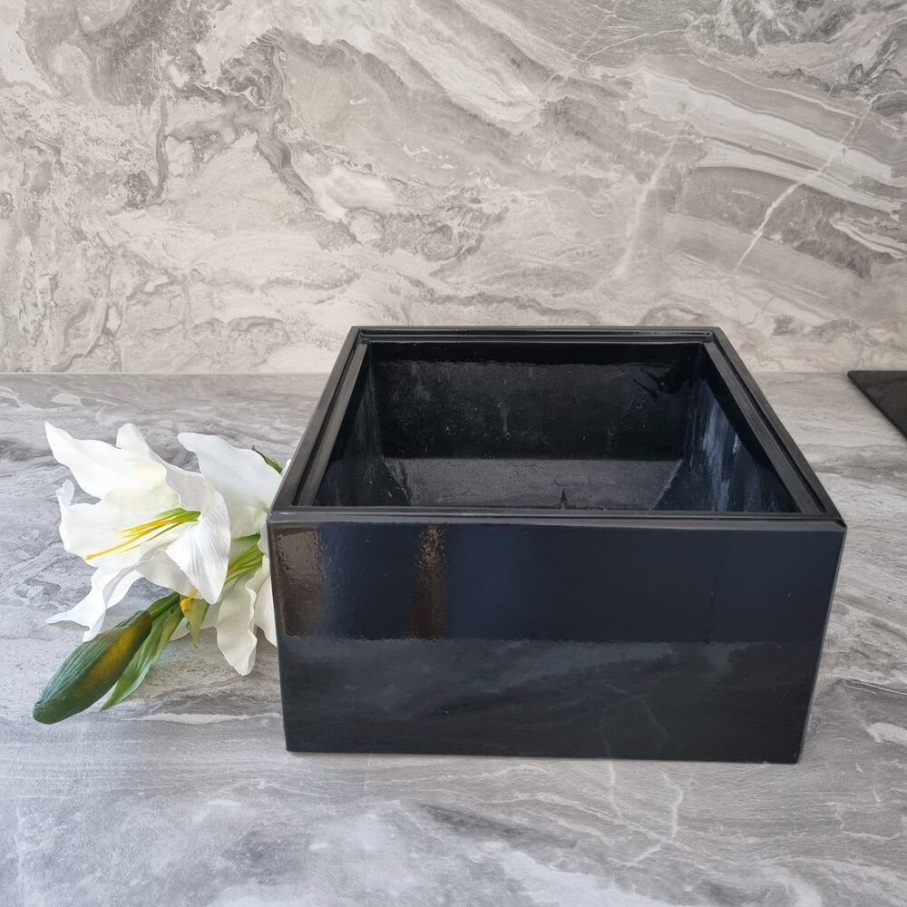 stačiakampis vazonas kapams